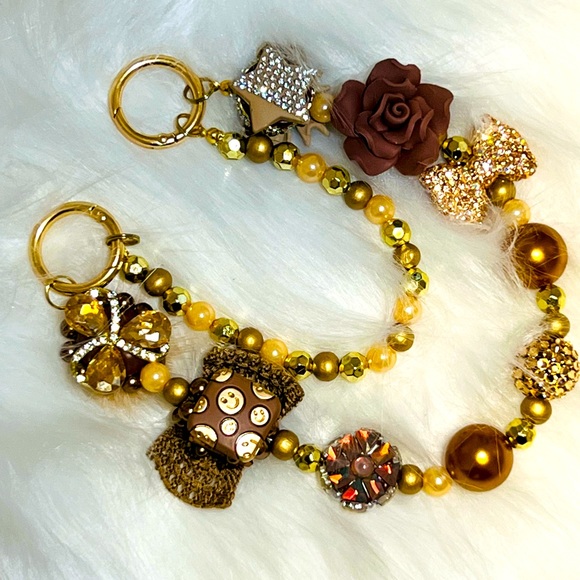 Handmade Phone Chain - Picture 1 of 6